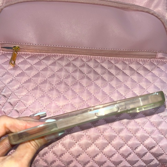 iPhone 13 Cases - Picture 11 of 16